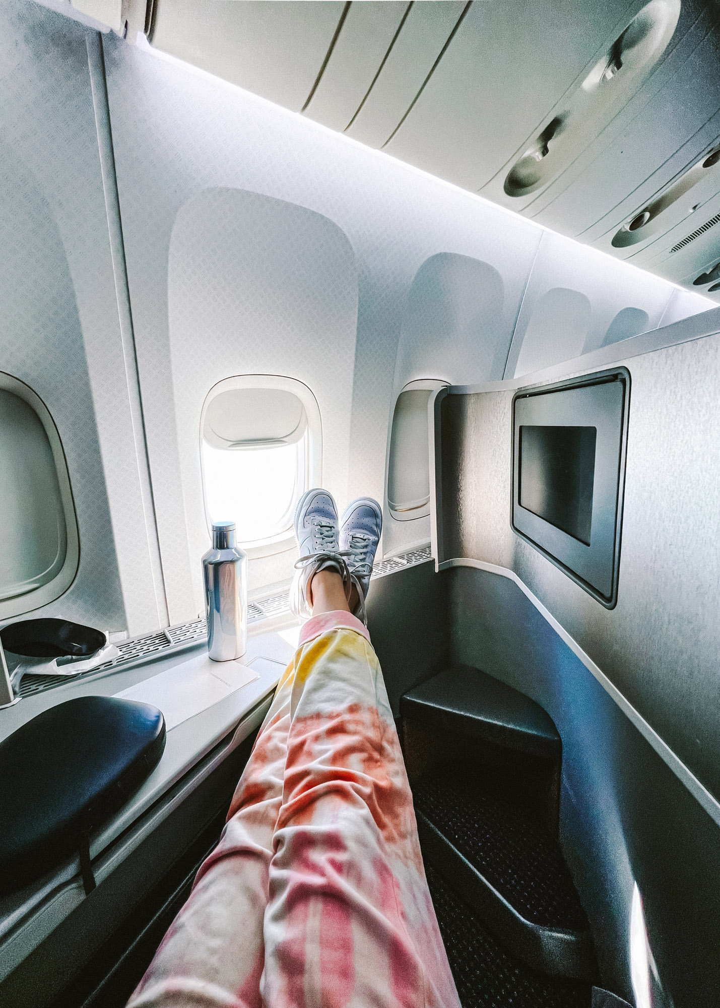 best shooting games for long flights - featured image