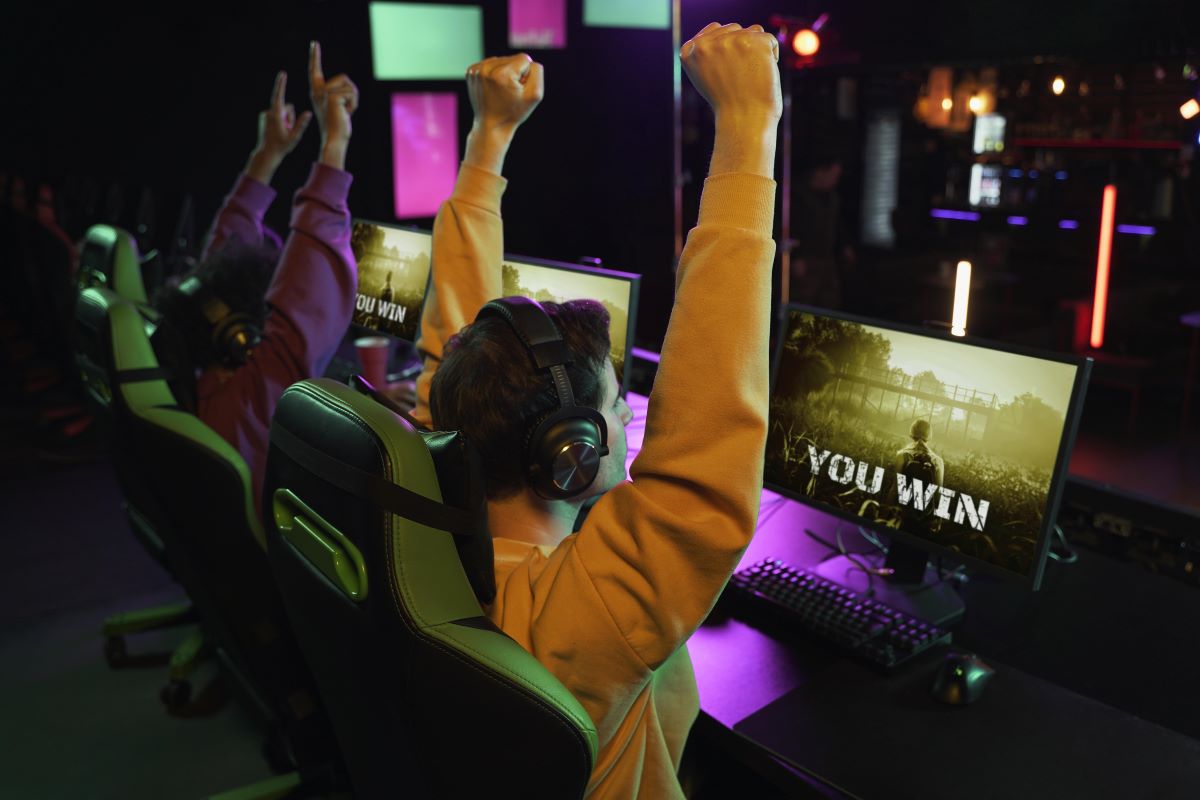 how to set up gaming tournaments online - featured image